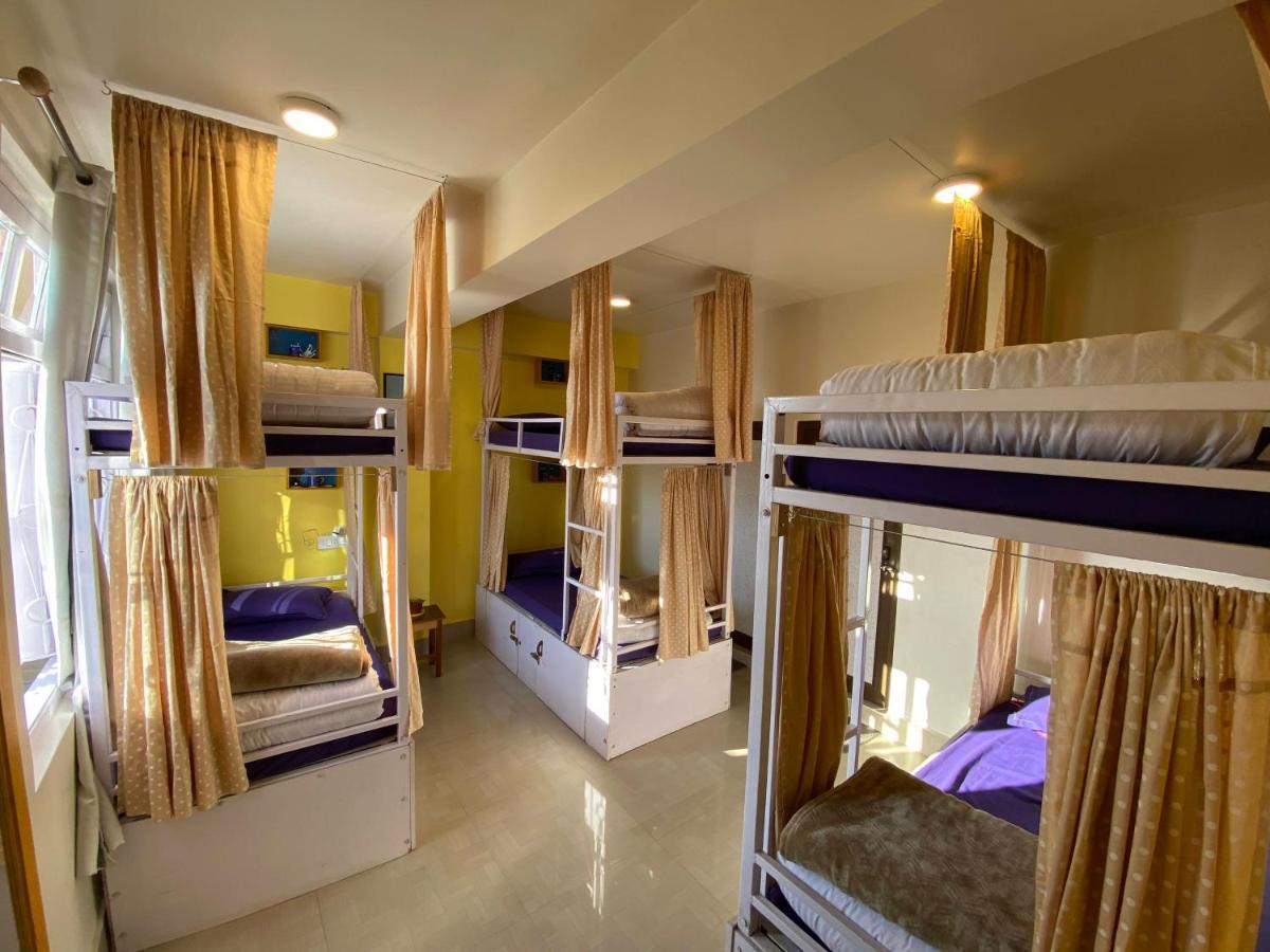 Hostel Tag Along Backpackers Gangtok Exterior foto