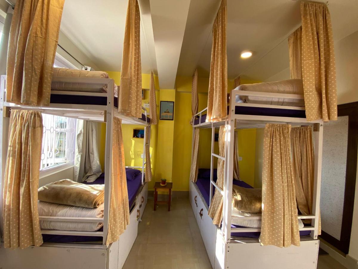 Hostel Tag Along Backpackers Gangtok Exterior foto